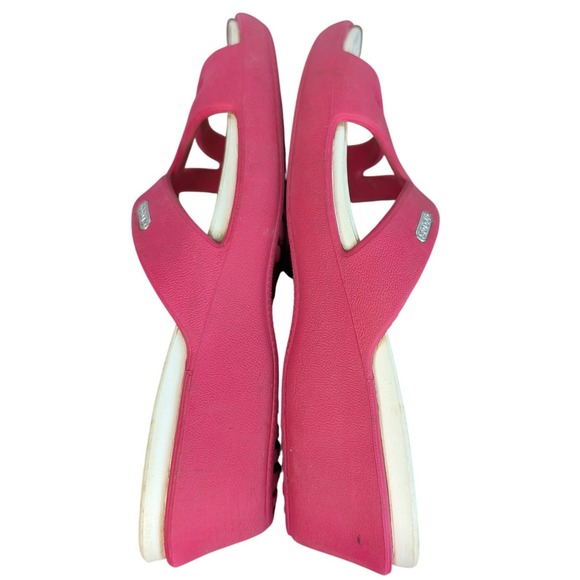 Crocs Women's 7 Used Pink Strappy Low Wedge Heel Slip On Sandals - Picture 5 of 5